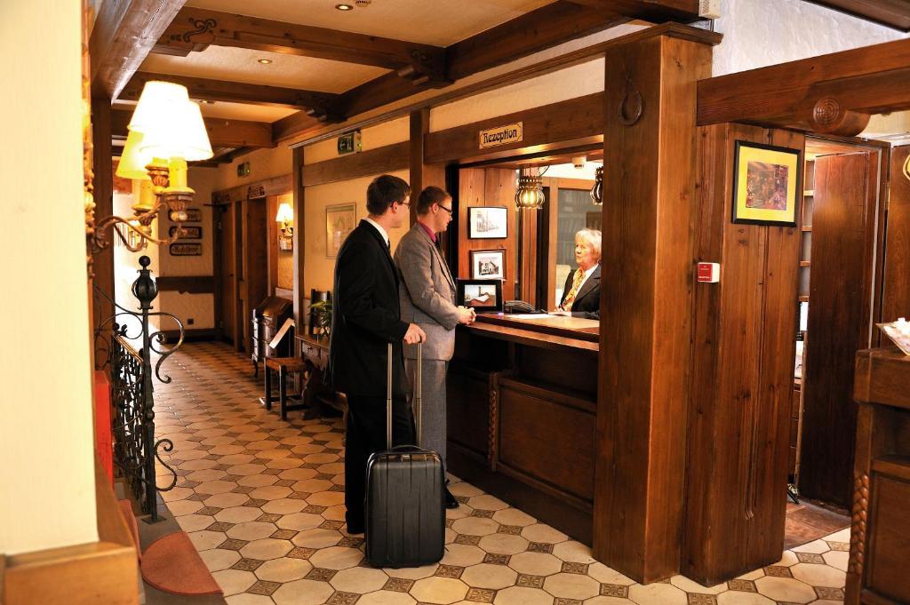 Restaurant Hoettche Hotel 3*